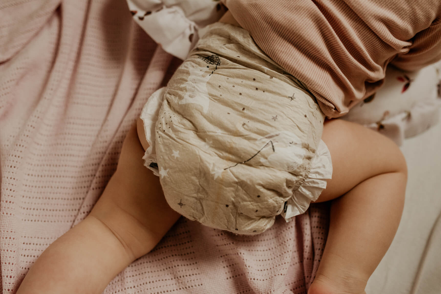 NIGHT MOMENTS Universe