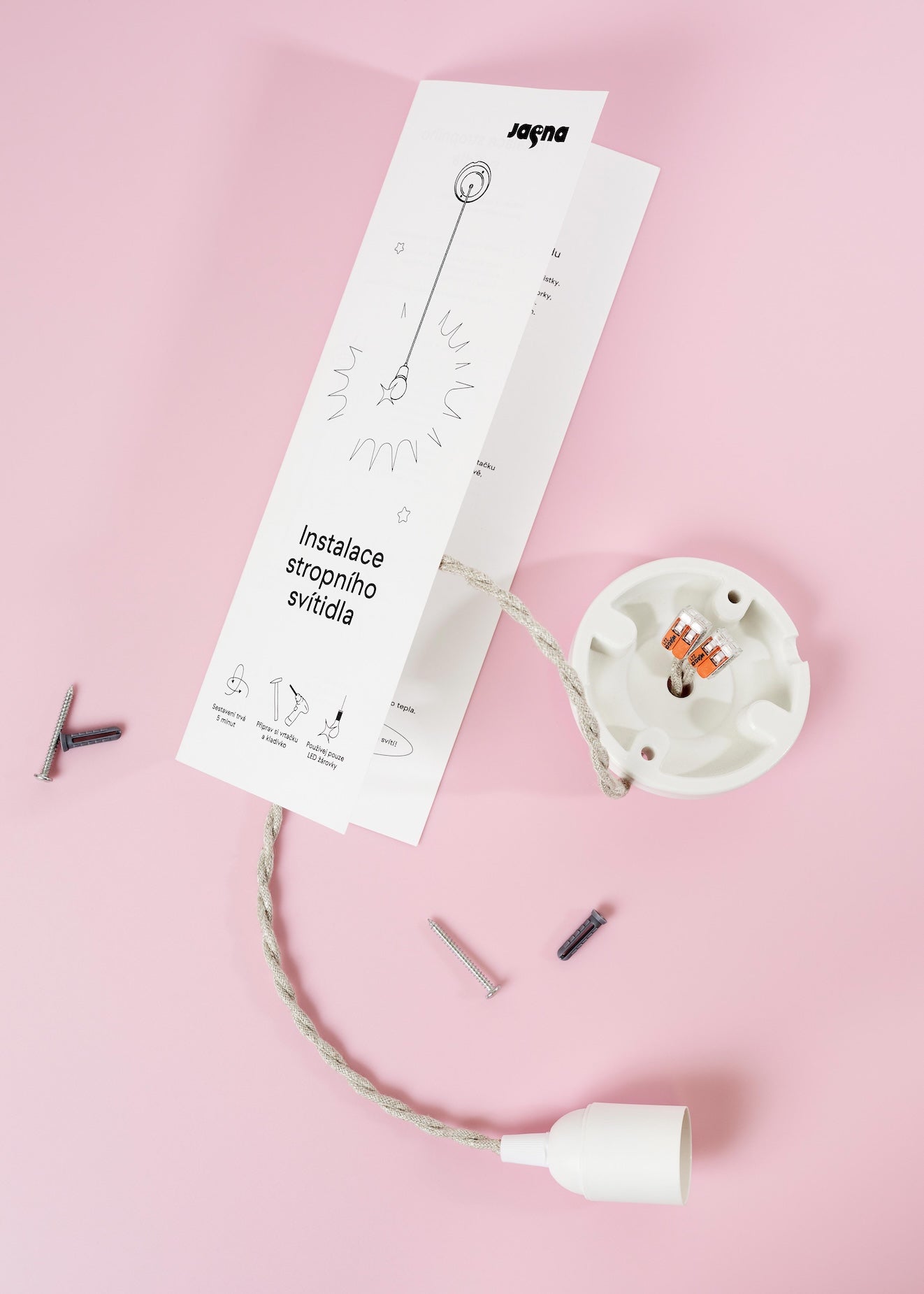 Keramické stropní svítidlo pro zavěšení lampy